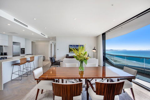 Iconic Kirra Beach Resort - Tourism Brisbane 25