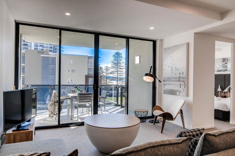 Iconic Kirra Beach Resort - Tourism Brisbane 9
