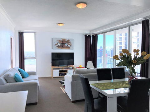 Beach Stay - Ocean & Riverview Resort Chevron Renaissance Central Surfers Paradise - Tourism Brisbane 17
