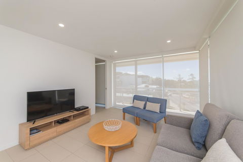 Salt Yeppoon - Tourism Brisbane 32