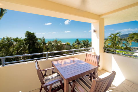 Pinnacles - Tourism Brisbane 16