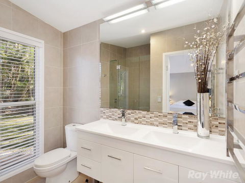 Beach House On Tradewinds Avenue - Brisbane Tourism 8