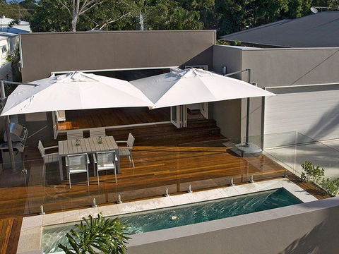 Beach House On Tradewinds Avenue - Brisbane Tourism 10
