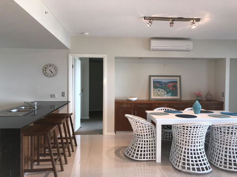Proximity Waterfront Apartments - Brisbane Tourism 23