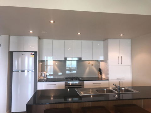 Proximity Waterfront Apartments - Brisbane Tourism 7
