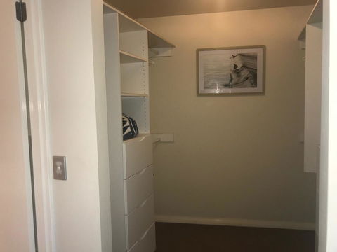 Proximity Waterfront Apartments - Brisbane Tourism 3