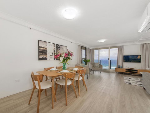 Sunbird Beach Resort Main Beach - Tourism Brisbane 33