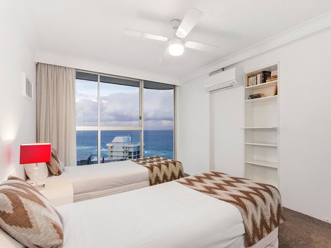 Sunbird Beach Resort Main Beach - Tourism Brisbane 13