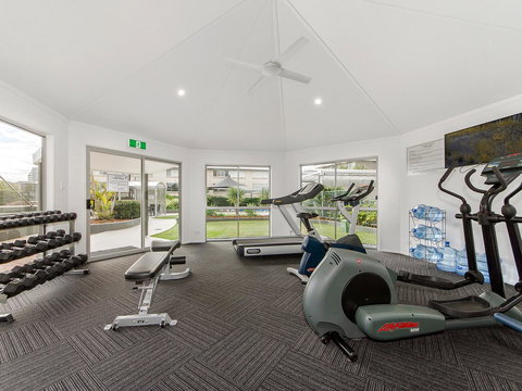 Sunbird Beach Resort Main Beach - Tourism Brisbane 40
