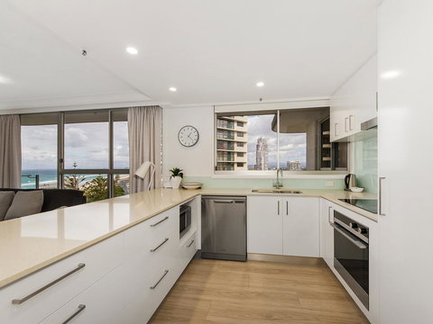 Sunbird Beach Resort Main Beach - Tourism Brisbane 35