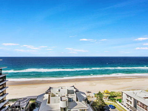 Sunbird Beach Resort Main Beach - Tourism Brisbane 14
