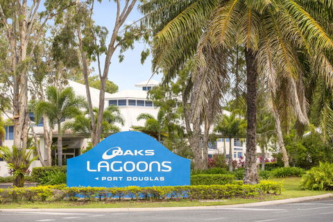 Silkari Lagoons Port Douglas - Brisbane Tourism 1