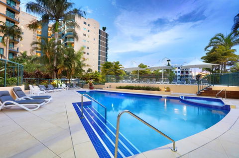 Peninsular Beachfront Resort - Tourism Brisbane 32