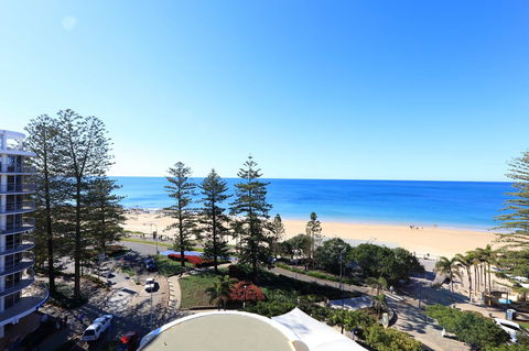 Peninsular Beachfront Resort - Tourism Brisbane 0