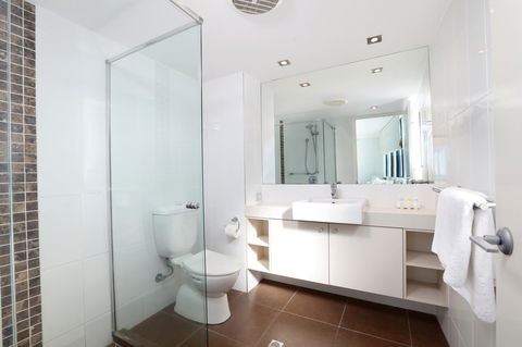 Peninsular Beachfront Resort - Tourism Brisbane 6