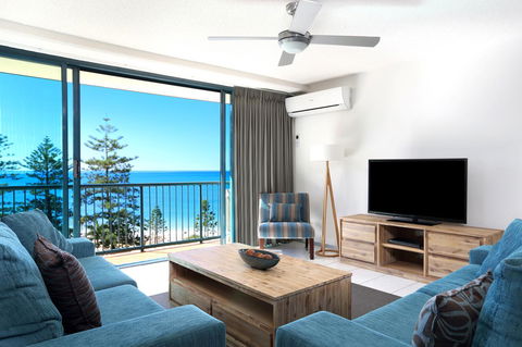Peninsular Beachfront Resort - Tourism Brisbane 3