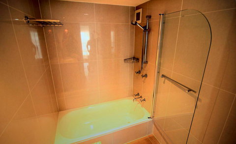 Grosvenor Beachfront Apartments Surfers Paradise - Tourism Brisbane 34