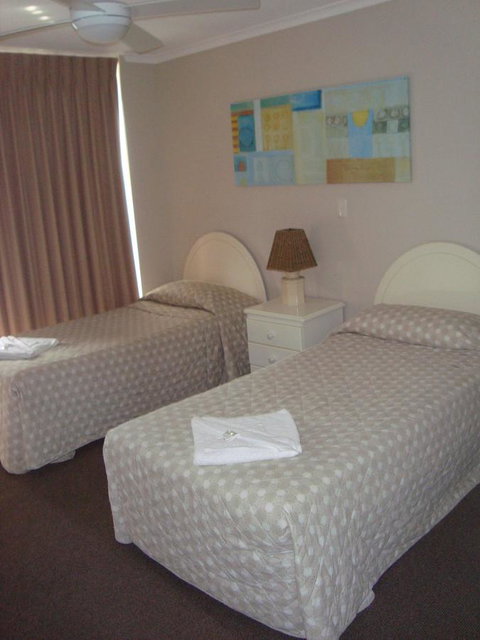 Grosvenor Beachfront Apartments Surfers Paradise - Tourism Brisbane 18