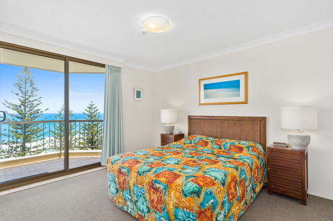 Columbia Beachfront Apartments On Rainbow Bay - Tourism Brisbane 34