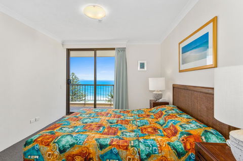 Columbia Beachfront Apartments On Rainbow Bay - Tourism Brisbane 33