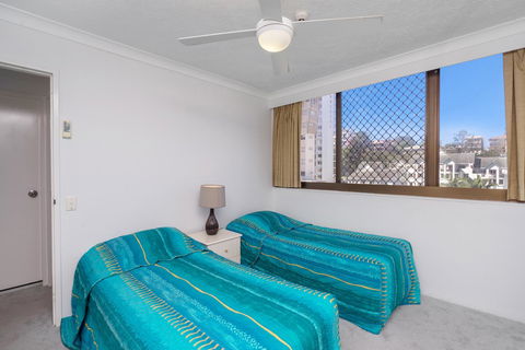 Columbia Beachfront Apartments On Rainbow Bay - Tourism Brisbane 10
