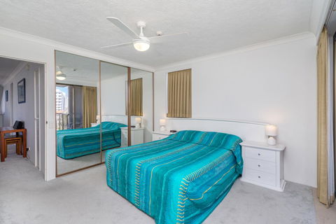 Columbia Beachfront Apartments On Rainbow Bay - Tourism Brisbane 15