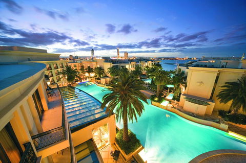 Imperial Hotel Gold Coast - Tourism Brisbane 8