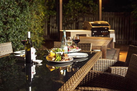 At The Sound Noosa Motel - Tourism Brisbane 9