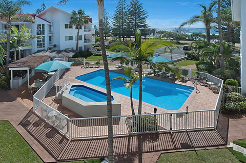 Le Beach Apartments - Tourism Brisbane 1