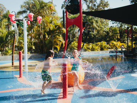 NRMA Treasure Island Holiday Resort - Brisbane Tourism 0