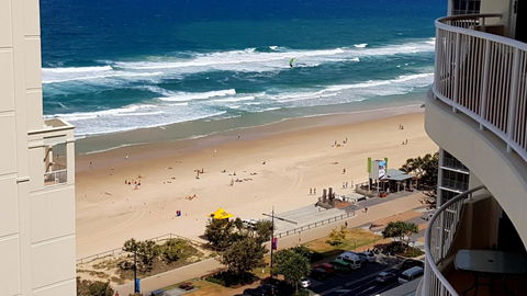 APR Private SUITES MOROC By The Beach - Brisbane Tourism 0