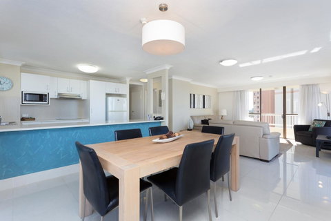 Capricornia Apartments - Brisbane Tourism 4