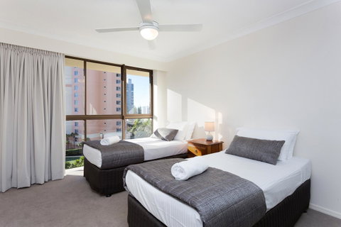 Capricornia Apartments - Brisbane Tourism 5