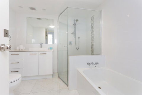 Capricornia Apartments - Brisbane Tourism 6