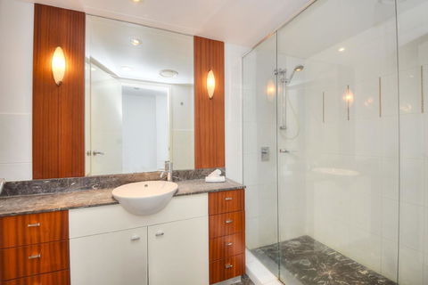The Towers Of Chevron Renaissance - Holidays Gold Coast - Tourism Brisbane 17