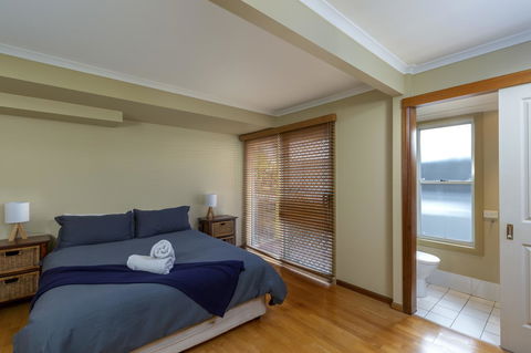Noosa Beachhouse - Brisbane Tourism 15