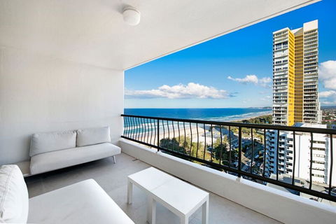 ULTIQA Beach Haven On Broadbeach - Tourism Brisbane 1