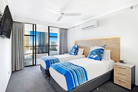 ULTIQA Beach Haven On Broadbeach - Tourism Brisbane 4