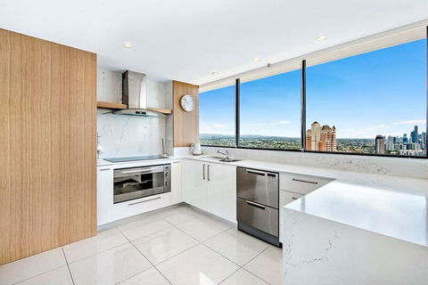 ULTIQA Beach Haven On Broadbeach - Tourism Brisbane 15