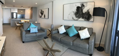 Qube Broadbeach Ocean View Apartments - Brisbane Tourism 18