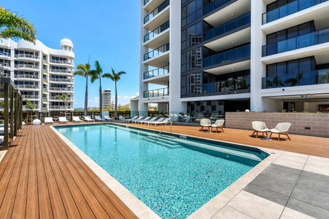 Qube Broadbeach Ocean View Apartments - Brisbane Tourism 9