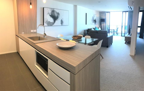 Qube Broadbeach Ocean View Apartments - Brisbane Tourism 25