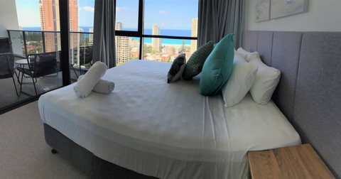 Qube Broadbeach Ocean View Apartments - Brisbane Tourism 23
