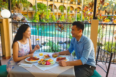 Palm Royale Cairns - Brisbane Tourism 14