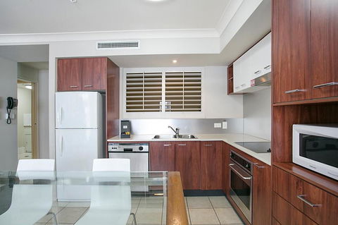 Towers Of Chevron - Private Apartment - Tourism Brisbane 3