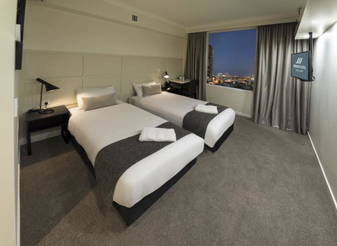 Woodroffe Hotel - Tourism Brisbane 12