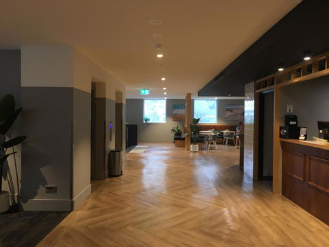 Woodroffe Hotel - Tourism Brisbane 7