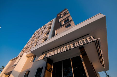 Woodroffe Hotel - Tourism Brisbane 18