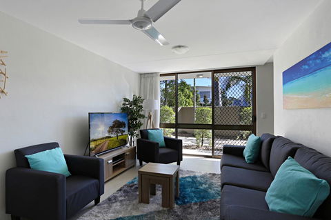 Kananda Beach House - Brisbane Tourism 1