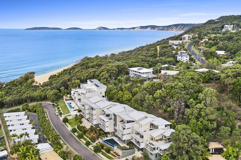 Rainbow Sea Resort - Tourism Brisbane 1